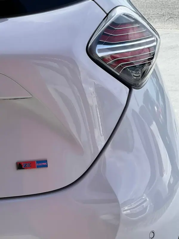 Renault Zoe 2021 - 20000 EUR, 29355 km - AUTO.MOTO.pt - 29355km - foto 5 de 21