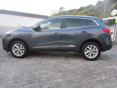 Renault Kadjar 2018 - 14990 EUR, 105000 km - 105000km - foto 9 de 29