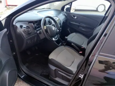 Renault Captur 2016 - 9950 EUR, 194000 km - 194000km - foto 16 de 35