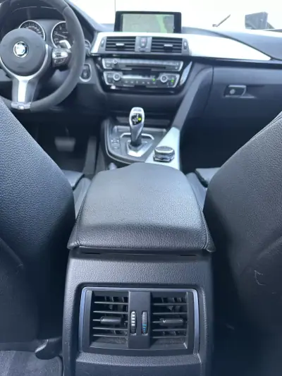 BMW 320 2016 - 21400 EUR, 220000 km - AUTO.MOTO.pt - 220000km - foto 44 de 50