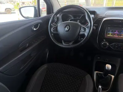 Renault Captur 2018 - 12990 EUR, 113813 km - AUTO.MOTO.pt - 113813km - foto 20 de 20