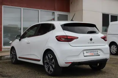 Renault Clio 2021 - 14990 EUR, 148000 km - AUTO.MOTO.pt - 148000km - foto 11 de 30