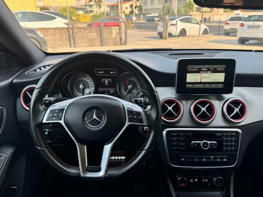 Mercedes-Benz CLA 220 2014 - 18999 EUR, 180000 km - 180000km - foto 10 de 19