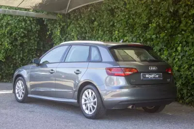 Audi A3 Sportback 2015 - 15900 EUR, 100000 km - AUTO.MOTO.pt - 100000km - foto 10 de 16