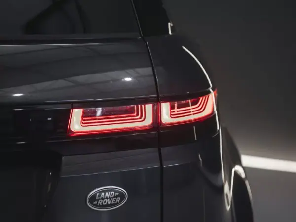 Land Rover Range Rover Evoque 2021 - 37990 EUR, 57900 km - AUTO.MOTO.pt - 57900km - foto 12 de 23