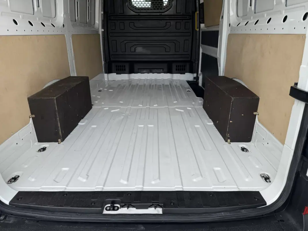 VW 2022 - 21949 EUR, 150000 km - AUTO.MOTO.pt - 150000km - foto 14 de 33