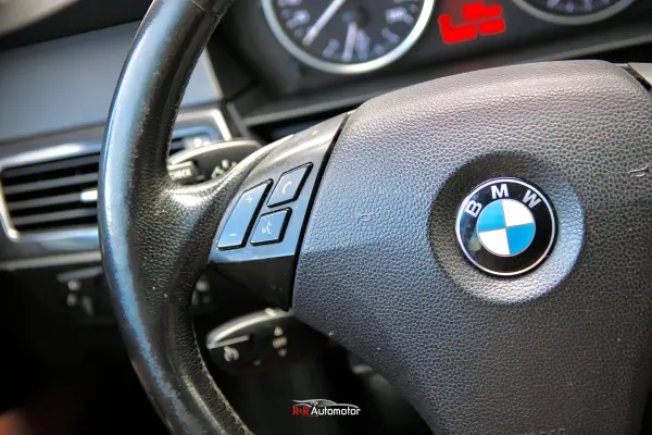 BMW 520 2008 - 9000 EUR, 343000 km - AUTO.MOTO.pt - 343000km - foto 15 de 34