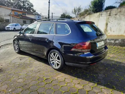 Volkswagen Golf 2009 - 7950 EUR, 270581 km - AUTO.MOTO.pt - 270581km - foto 4 de 12