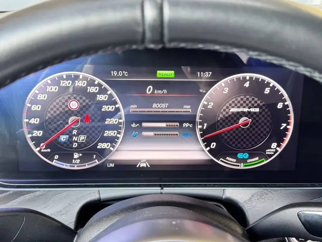 Mercedes-Benz E 53 AMG 2019 - 55800 EUR, 99400 km - 99400km - foto 47 de 50