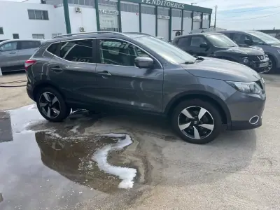 Nissan Qashqai 2017 - 16900 EUR, 127274 km - AUTO.MOTO.pt - 127274km - foto 12 de 26