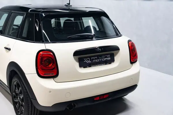 MINI 5 Portas 2017 - 14950 EUR, 89000 km - AUTO.MOTO.pt - 89000km - foto 11 de 36