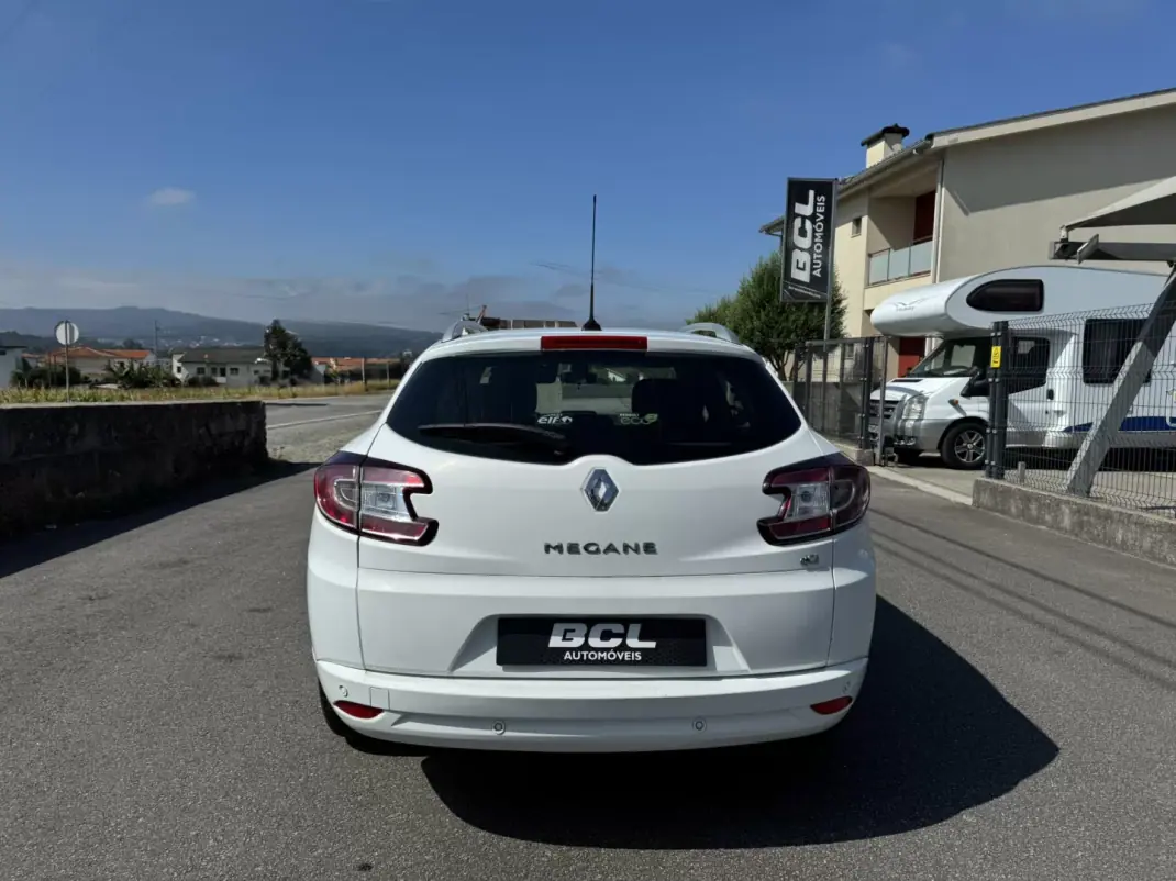 Renault Mégane Sport Tourer 2014 - 8990 EUR, 234000 km - 234000km - foto 6 de 32