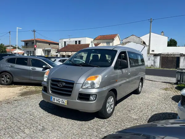 Hyundai H-1 2.5 CRDi Travel Classic 2009 Diesel