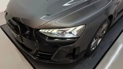 Audi e-tron GT 2022 - 57990 EUR, 59200 km - AUTO.MOTO.pt - 59200km - foto 2 de 28