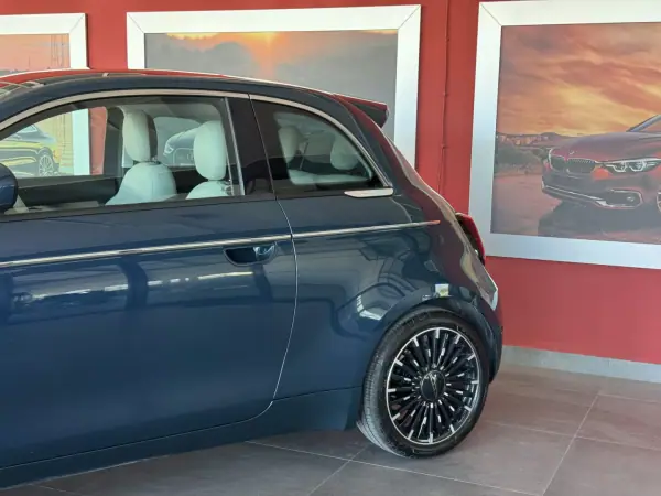 Fiat 500e 42kWh la Prima (by Bocelli) 2022 Elétrico