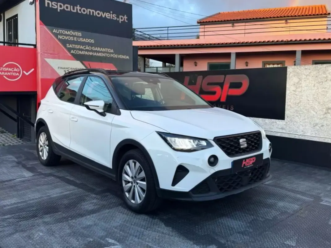 SEAT Arona 2024 - 19990 EUR, 52300 km - AUTO.MOTO.pt - 52300km - foto 1 de 16