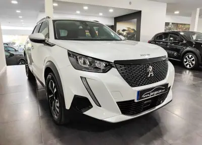Peugeot 2008 2021 - 14500 EUR, 60000 km - AUTO.MOTO.pt - 60000km - foto 4 de 27
