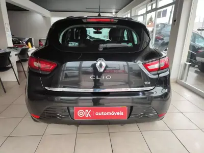 Renault Clio 2014 - 8750 EUR, 109100 km - AUTO.MOTO.pt - 109100km - foto 9 de 30