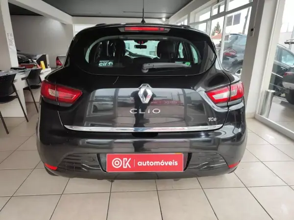 Renault Clio 2014 - 8750 EUR, 109100 km - AUTO.MOTO.pt - 109100km - foto 9 de 30
