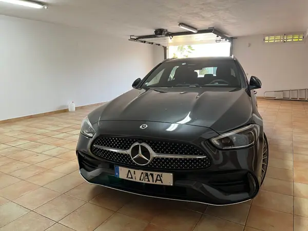 Mercedes-Benz C 300 2021 — foto 3 de 15