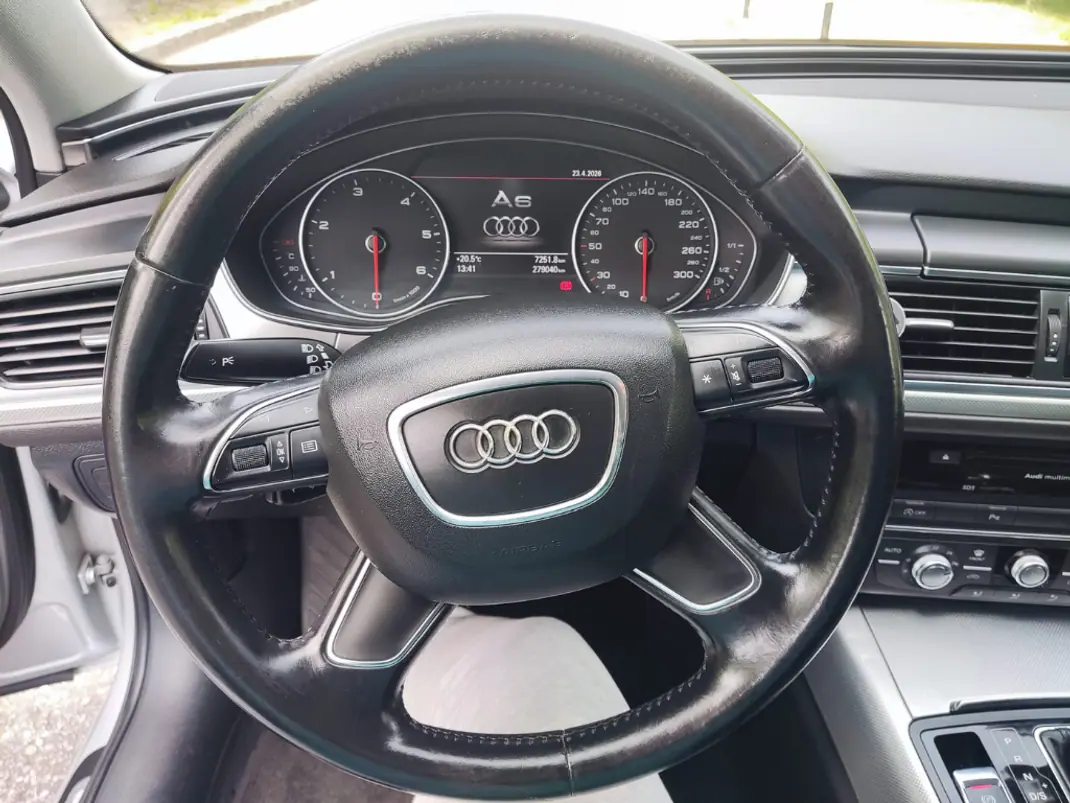 Audi A6 Avant 2012 - 12500 EUR, 280000 km - AUTO.MOTO.pt - 280000km - foto 12 de 28
