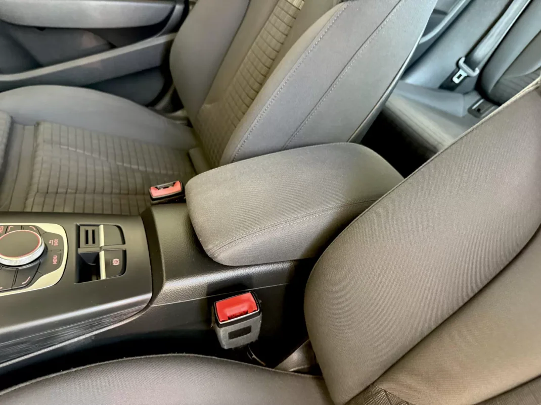 Audi A3 Sportback 2016 - 16000 EUR, 158000 km - AUTO.MOTO.pt - 158000km - foto 88 de 94