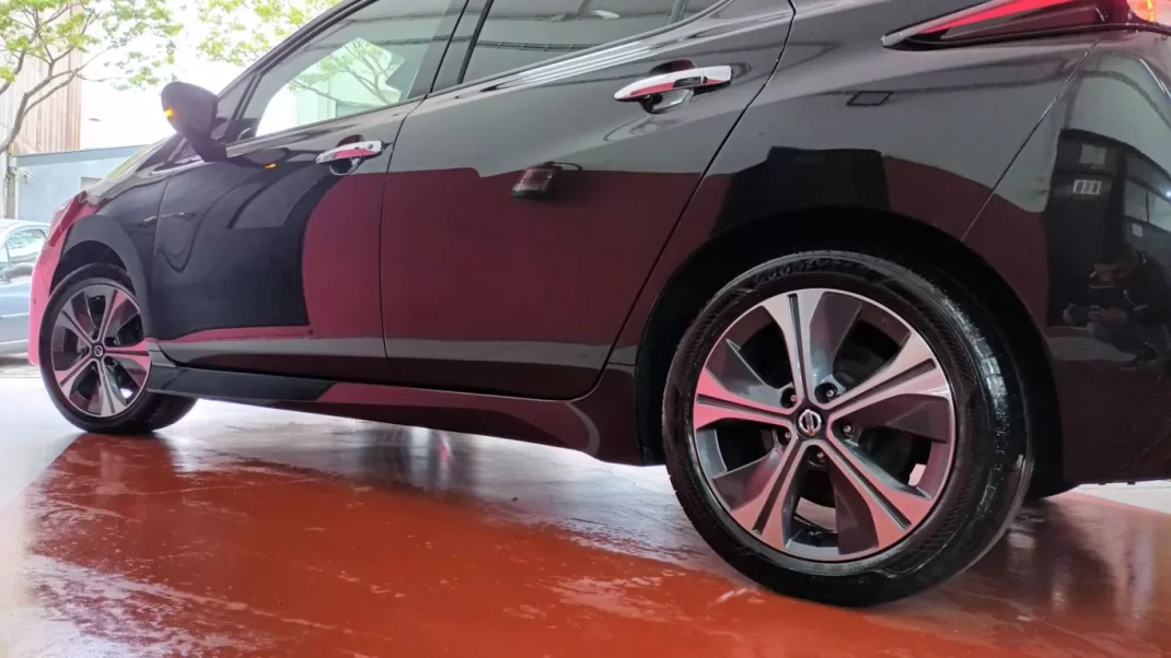 Nissan Leaf 2020 - 20500 EUR, 56131 km - AUTO.MOTO.pt - 56131km - foto 15 de 77