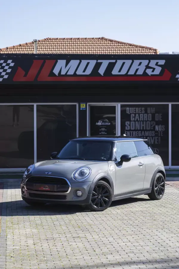 MINI 3 Portas 2017 - 13900 EUR, 237412 km - AUTO.MOTO.pt - 237412km - foto 7 de 32
