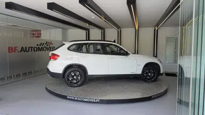 BMW X1 2009 - 13900 EUR, 234438 km - AUTO.MOTO.pt - 234438km - foto 7 de 59
