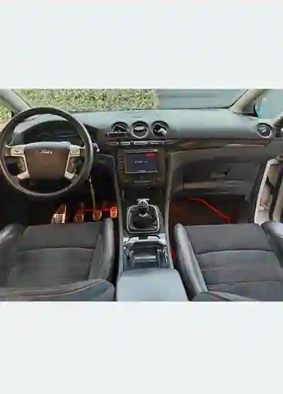 Ford S-Max 2011 - 9690 EUR, 226000 km - 226000km - foto 2 de 4