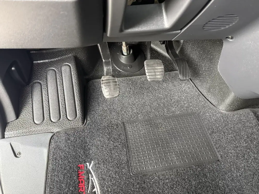 Renault Master 2.3 Dci L3 3.5T 135 cv C.Dupla 2021 - 26750 EUR, 84000 km - AUTO.MOTO.pt - 84000km - foto 13 de 31