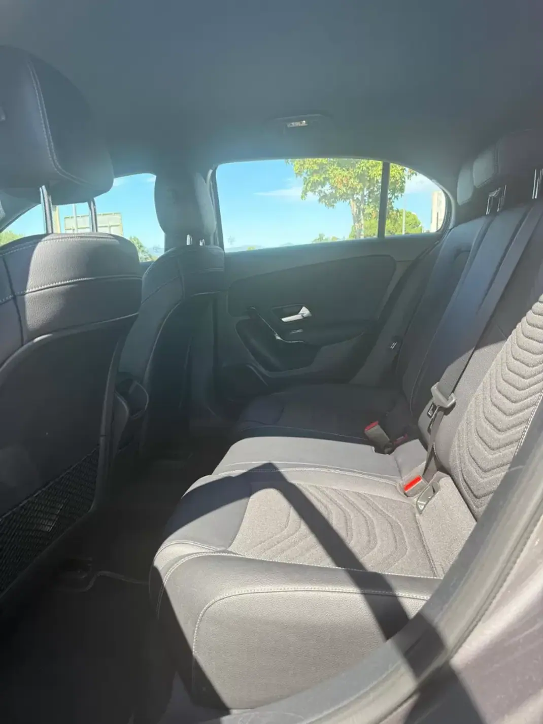 Mercedes-Benz A 180 2018 - 23990 EUR, 100350 km - 100350km - foto 22 de 31