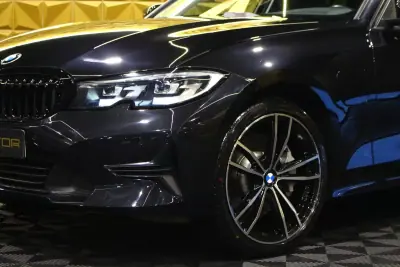 BMW 320 2021 - 26800 EUR, 137000 km - AUTO.MOTO.pt - 137000km - foto 2 de 28