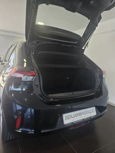 Opel Corsa 2025 - 16490 EUR, 7643 km - 7643km - foto 5 de 18