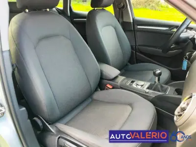 Audi A3 Sportback 2019 - 18950 EUR, 88596 km - AUTO.MOTO.pt - 88596km - foto 27 de 34