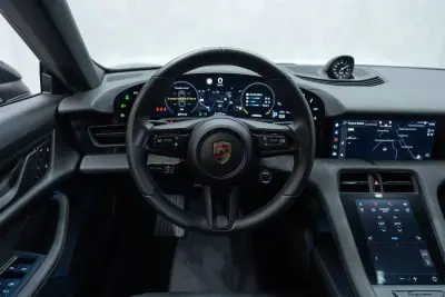 Porsche Taycan 2024 - 84950 EUR, 8000 km - AUTO.MOTO.pt - 8000km - foto 22 de 58