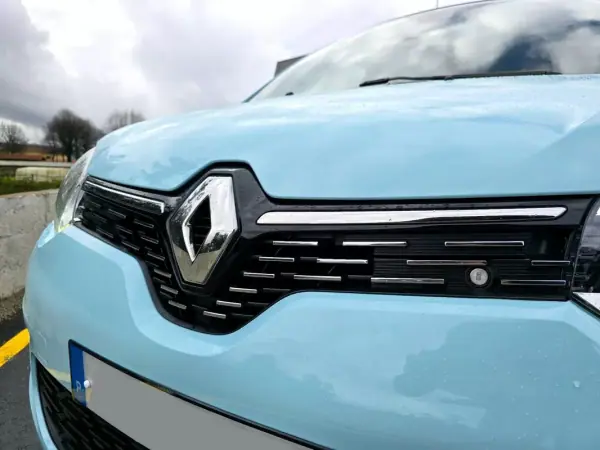 Renault Twingo 2023 - 13990 EUR, 27700 km - AUTO.MOTO.pt - 27700km - foto 16 de 32
