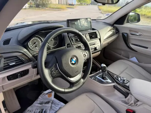 BMW 218 2014 - 16250 EUR, 167798 km - AUTO.MOTO.pt - 167798km - foto 11 de 21