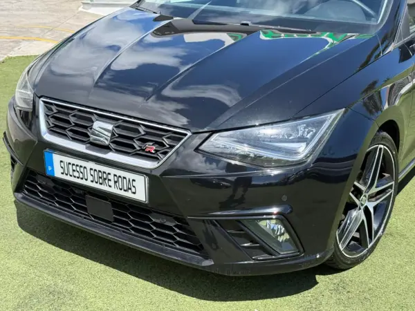 SEAT Ibiza 2019 - 17990 EUR, 93681 km - AUTO.MOTO.pt - 93681km - foto 2 de 19