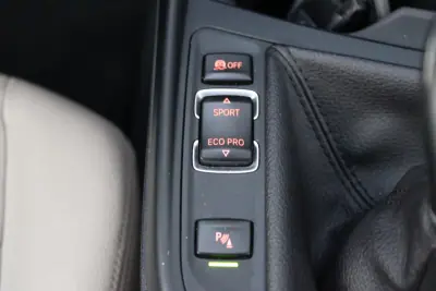 BMW 116 2016 - 13900 EUR, 175168 km - AUTO.MOTO.pt - 175168km - foto 16 de 24