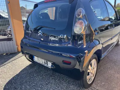 Citroën C1 2010 - 4900 EUR, 132479 km - AUTO.MOTO.pt - 132479km - foto 11 de 15