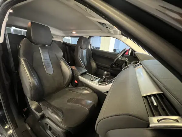 Land Rover Range Rover Evoque 2012 - 17990 EUR, 235000 km - AUTO.MOTO.pt - 235000km - foto 9 de 51