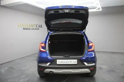 Renault Captur 2021 - 21500 EUR, 54000 km - AUTO.MOTO.pt - 54000km - foto 10 de 17
