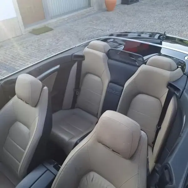 Mercedes-Benz E 220 2013 - 22950 EUR, 225000 km - AUTO.MOTO.pt - 225000km - foto 4 de 7