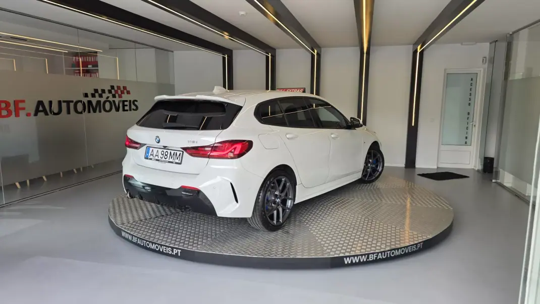 BMW 118 2020 - 27900 EUR, 72732 km - AUTO.MOTO.pt - 72732km - foto 4 de 55