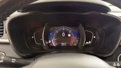 Renault Kadjar 2019 - 14990 EUR, 110028 km - AUTO.MOTO.pt - 110028km - foto 12 de 37