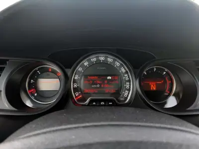 Citroën C5 Tourer 2013 - 6490 EUR, 287350 km - AUTO.MOTO.pt - 287350km - foto 5 de 31