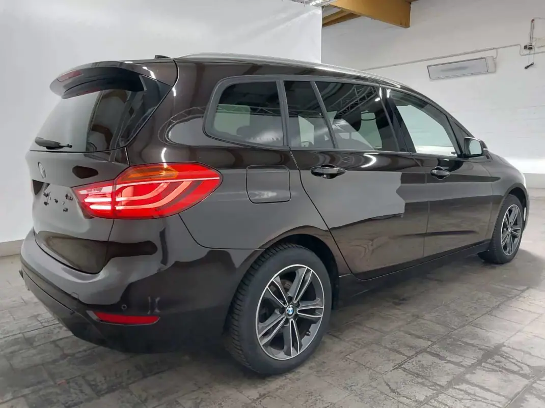 BMW 218 Gran Tourer 2018 - 19990 EUR, 126000 km - 126000km - foto 4 de 23