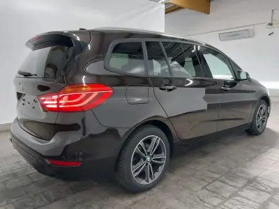 BMW 218 Gran Tourer 2018 - 19990 EUR, 126000 km - AUTO.MOTO.pt - 126000km - foto 4 de 23