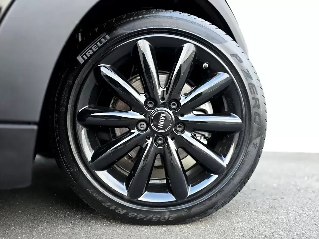 MINI 2024 - 20900 EUR, 50900 km - AUTO.MOTO.pt - 50900km - foto 12 de 35